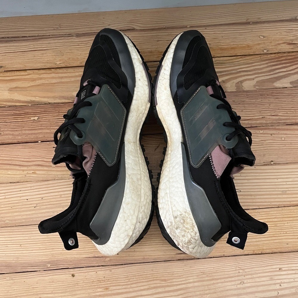 adidas Ultraboost Running Shoes Womens 9 Black Mauve Boost Sneakers Athletic